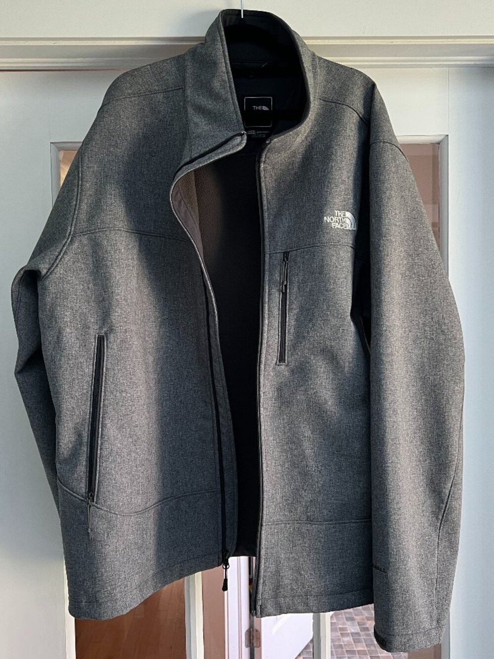 The North Face Men’s Softshell Jacket XXL Grey Fleece Lined Windbreaker